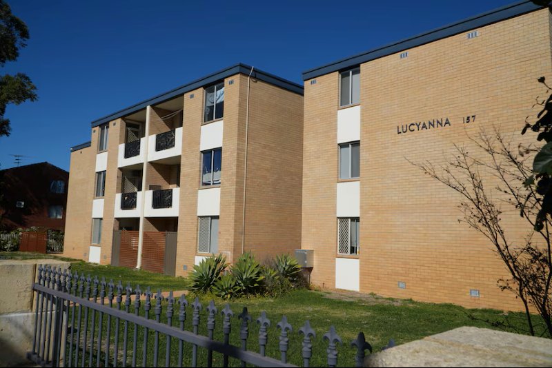 A block of flats in Inglewood, WA. Photo: Blake Kagi
